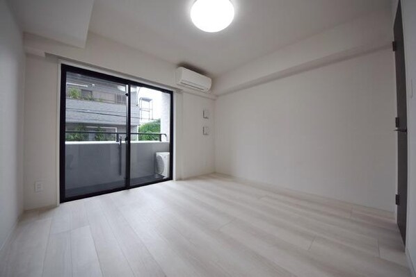 ジーベック東日暮里ノースの物件内観写真